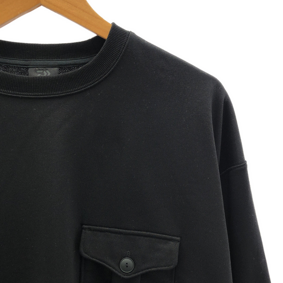 [狀況極佳] DAIWA PIER39 | TECH SWEAT MIL POCKET CREW | 超大碼運動衫 | XL | 黑色 | 男款