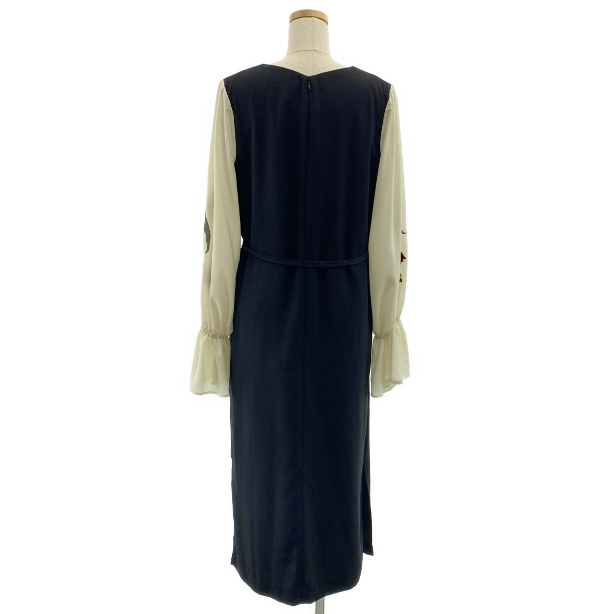 iCONOLOGY / 이코노로지 | 2023SS | 시라키 로터스