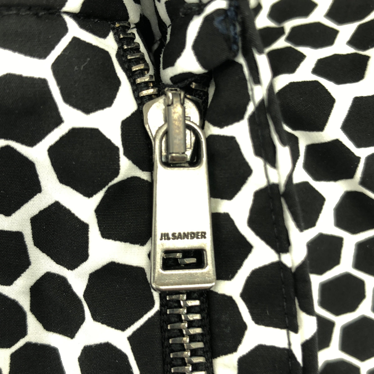 JIL SANDER | 棉質全印花標誌拉鍊短褲 | 尺寸 46 | 男款