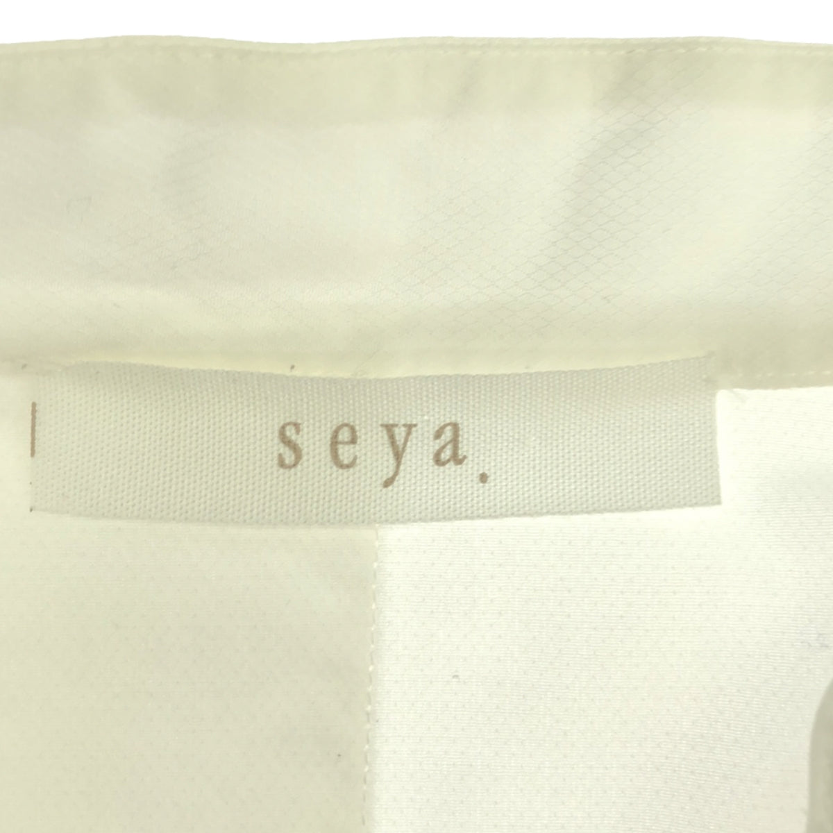 seya. / Seya | Tuck band collar shirt | S | White | Women's