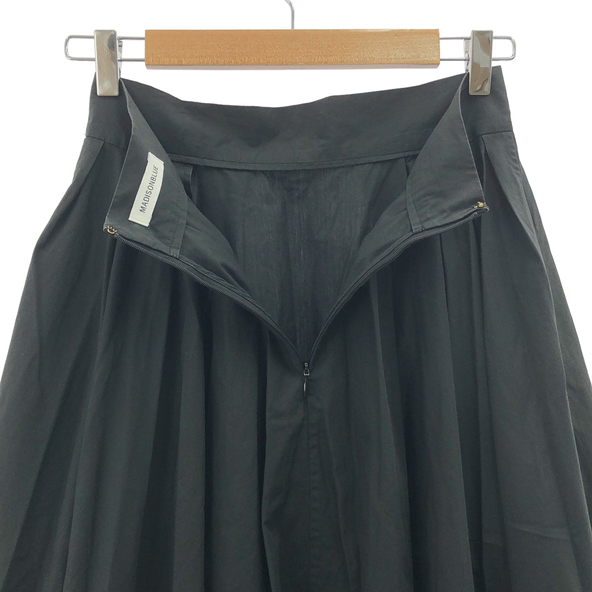 MADISON BLUE / マディソンブルー | TUCK VOLUME SKIRT コットン タック ボリュームスカート | 02 | ブラック | レディース