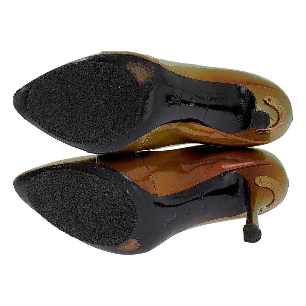 Louis Vuitton / 루이비통 | 에나멜 가죽 로고 플레이트 힐 펌프스 | 37 | 여성