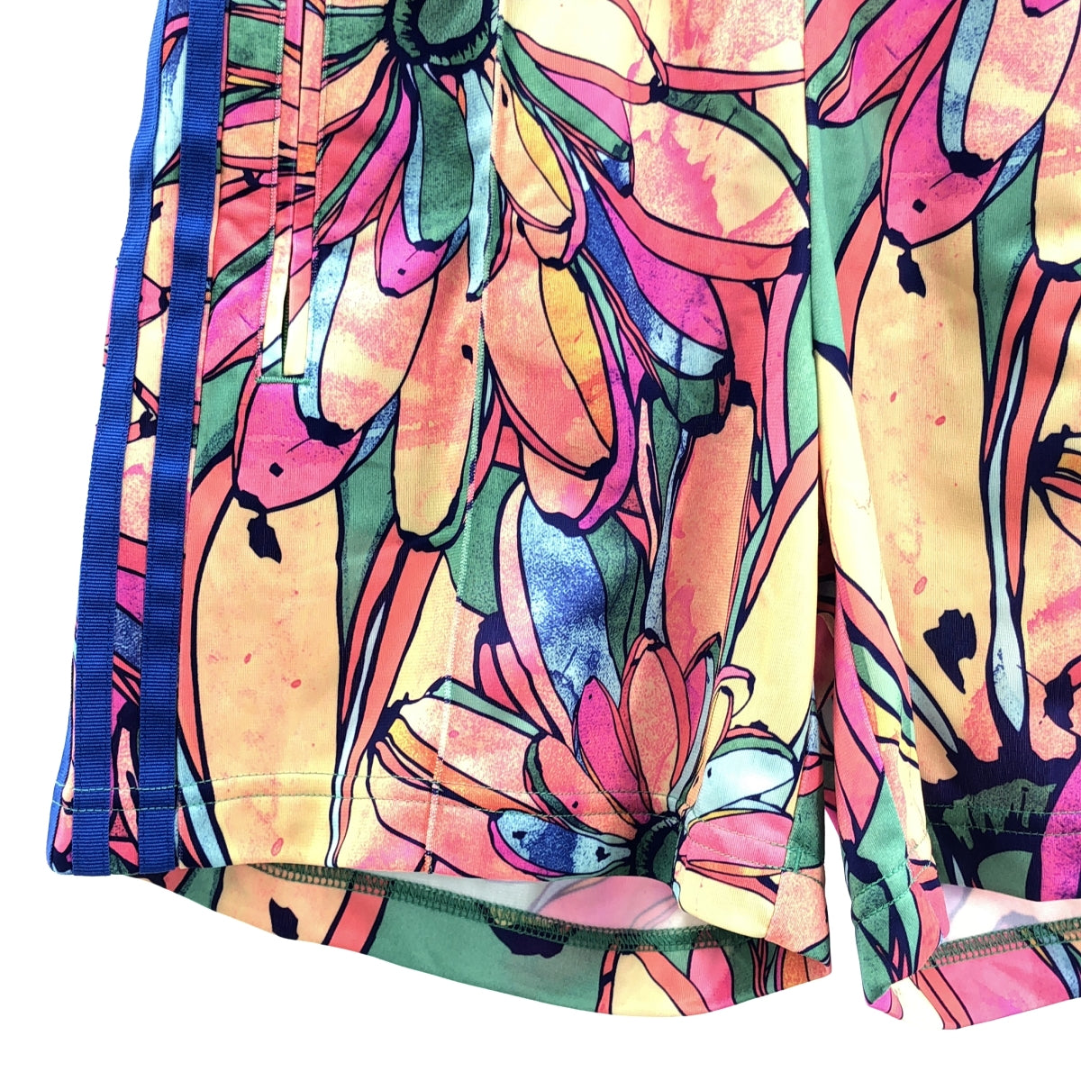 adidas / アディダス | セットアップ 総柄 サイドライン ジャージ トラックジャケット / ドローストリング ショートパンツ ショーツ | OT / M | マルチカラー | レディース