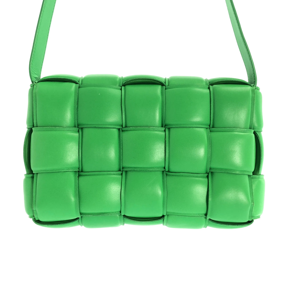 BOTTEGA VENETA / 보테가 베네타 | 패데드 카세트 숄더백 / 램 스킨 |