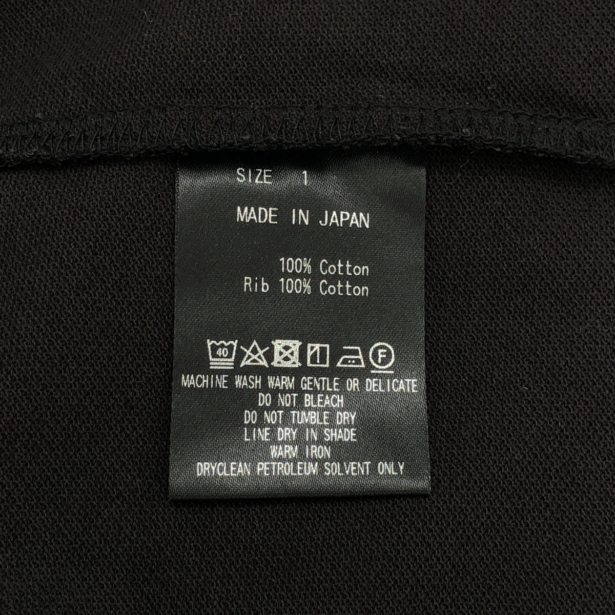 [狀況極佳] marka | 2025 春夏 | 有機棉阻燃乾式卡諾布單扣 Polo 短袖 T 卹 | 1 碼 | 黑色 | 男款