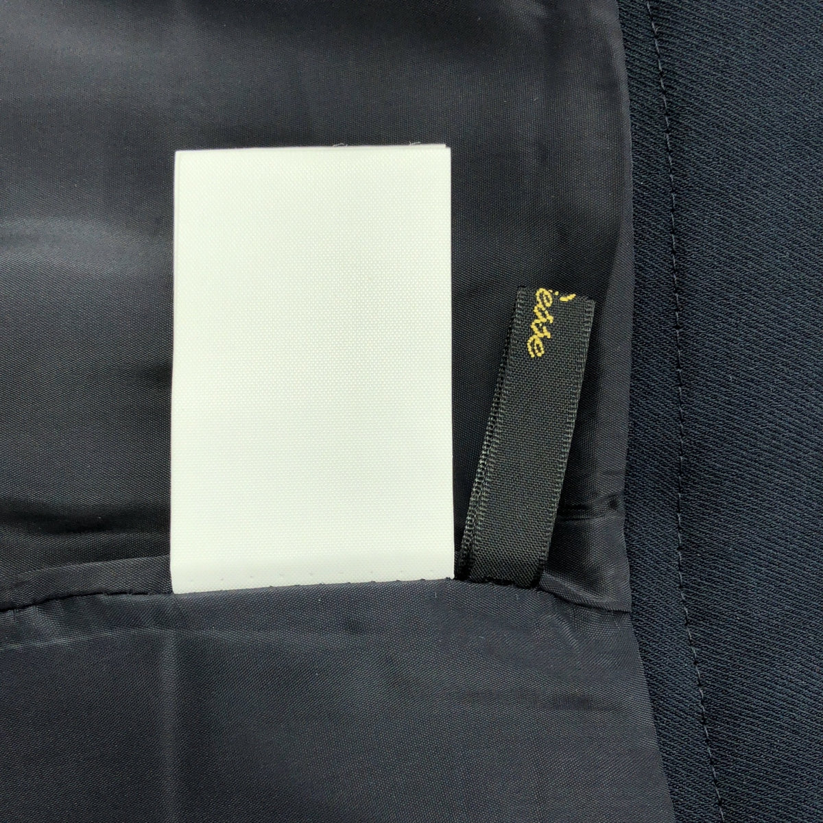 Liesse / 리에스 | 벨트가 달린 타이트 스커트 | 3 | 네이비 | 여성