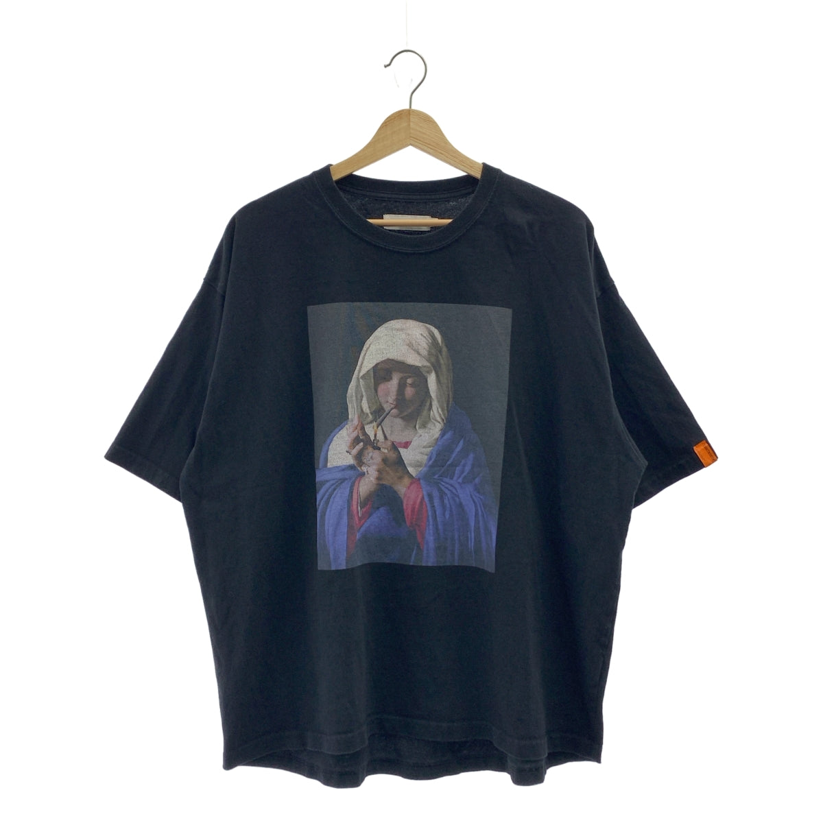 TIGHTBOOTH PRODUCTION / タイトブースプロダクション | 2022SS | SMOKE UP SON T-SHIRT マリア 煙草 Tシャツ | M | ブラック | メンズ