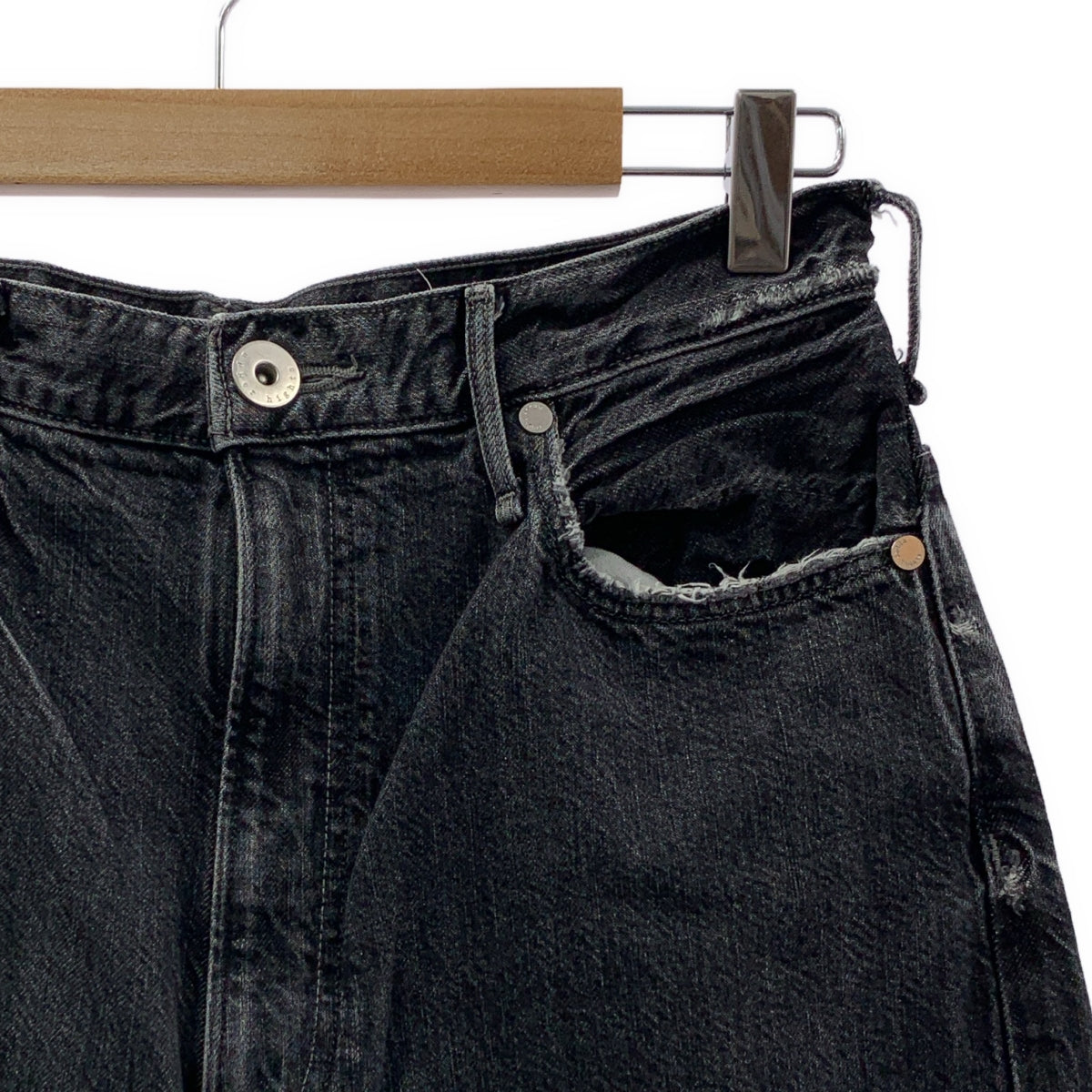 上衣高腰 | THE GARNET 寬直筒牛仔褲 | 尺寸 26 | 女款