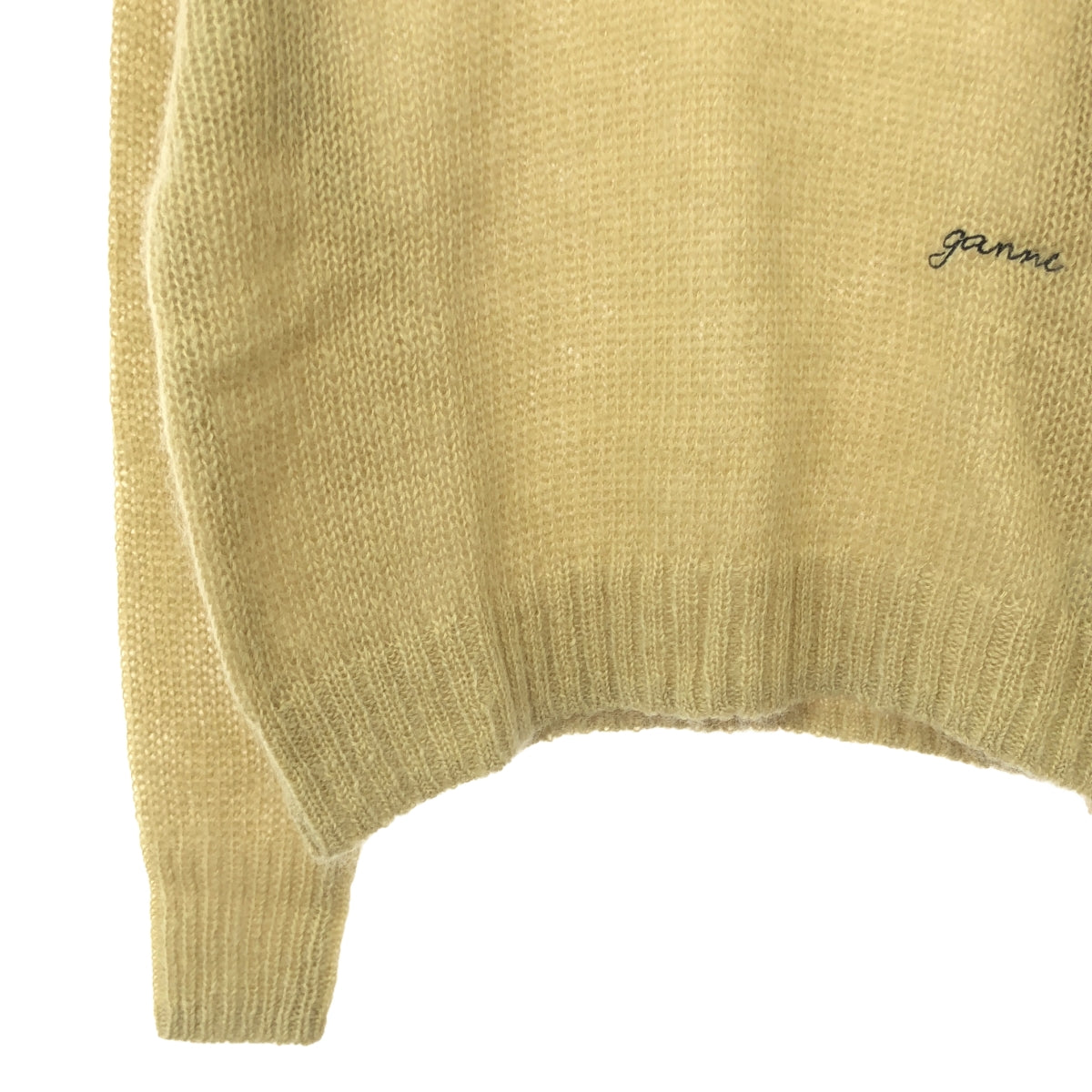 【미품】 Ganni / 가니 | Mohair O-neck Pullover 로고 자수 모헤어 O 넥 니트 | S/M | 베이지 | 여성