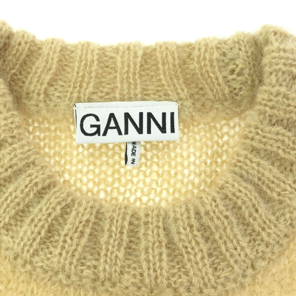 【미품】 Ganni / 가니 | Mohair O-neck Pullover 로고 자수 모헤어 O 넥 니트 | S/M | 베이지 | 여성