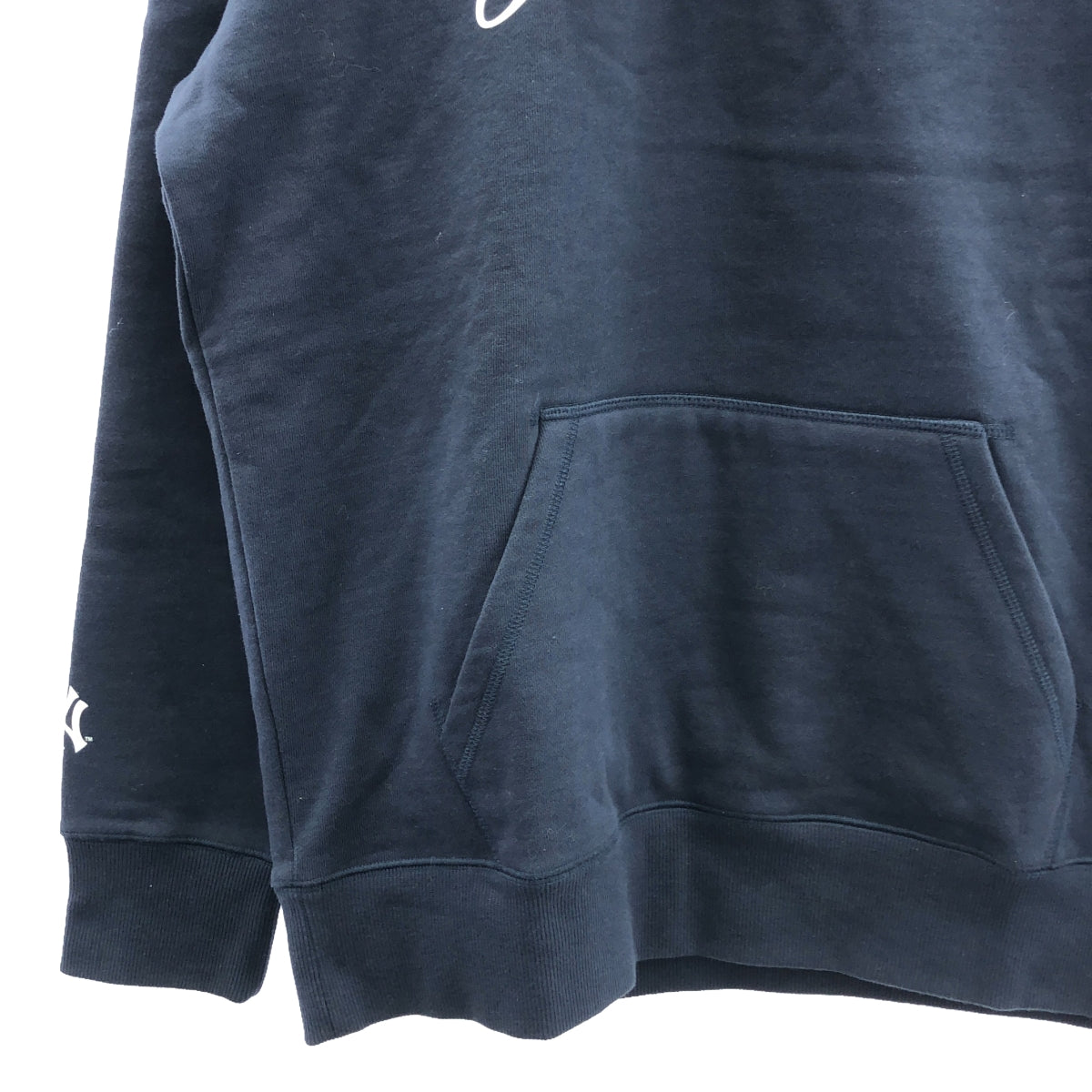 [新] AWAKE NY / Awake New York | ×NEW ERA / ×洋基 / 標誌印花連帽派克大衣 | L |海軍 |男士