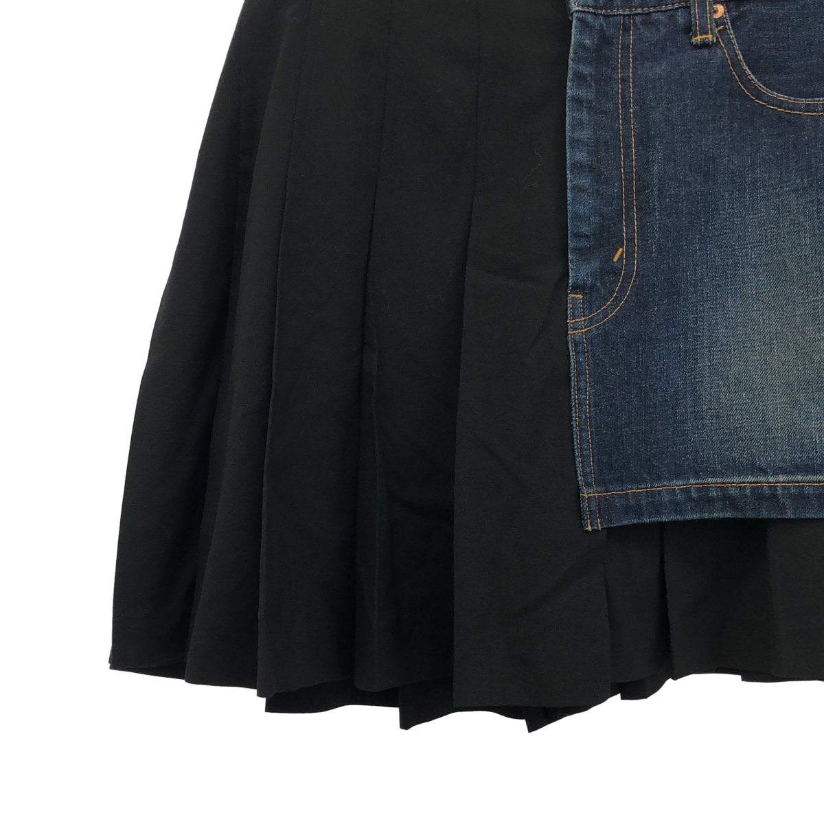 JUNYA WATANABE COMME des GARÇONS / Junya Watanabe | 2007 秋冬 | 混合材質拼接牛仔百褶裙 | 春夏 | 靛藍/黑色 | 女裝