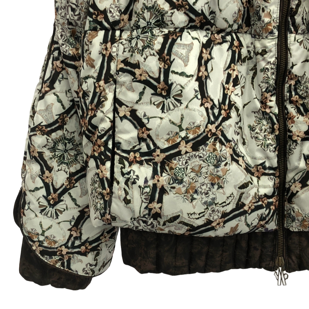 [狀況良好] MONCLER | FIEST GIUBBOTTO / 全身印花多層袖抽繩羽絨外套 | 0 | 白色/棕色 | 女款