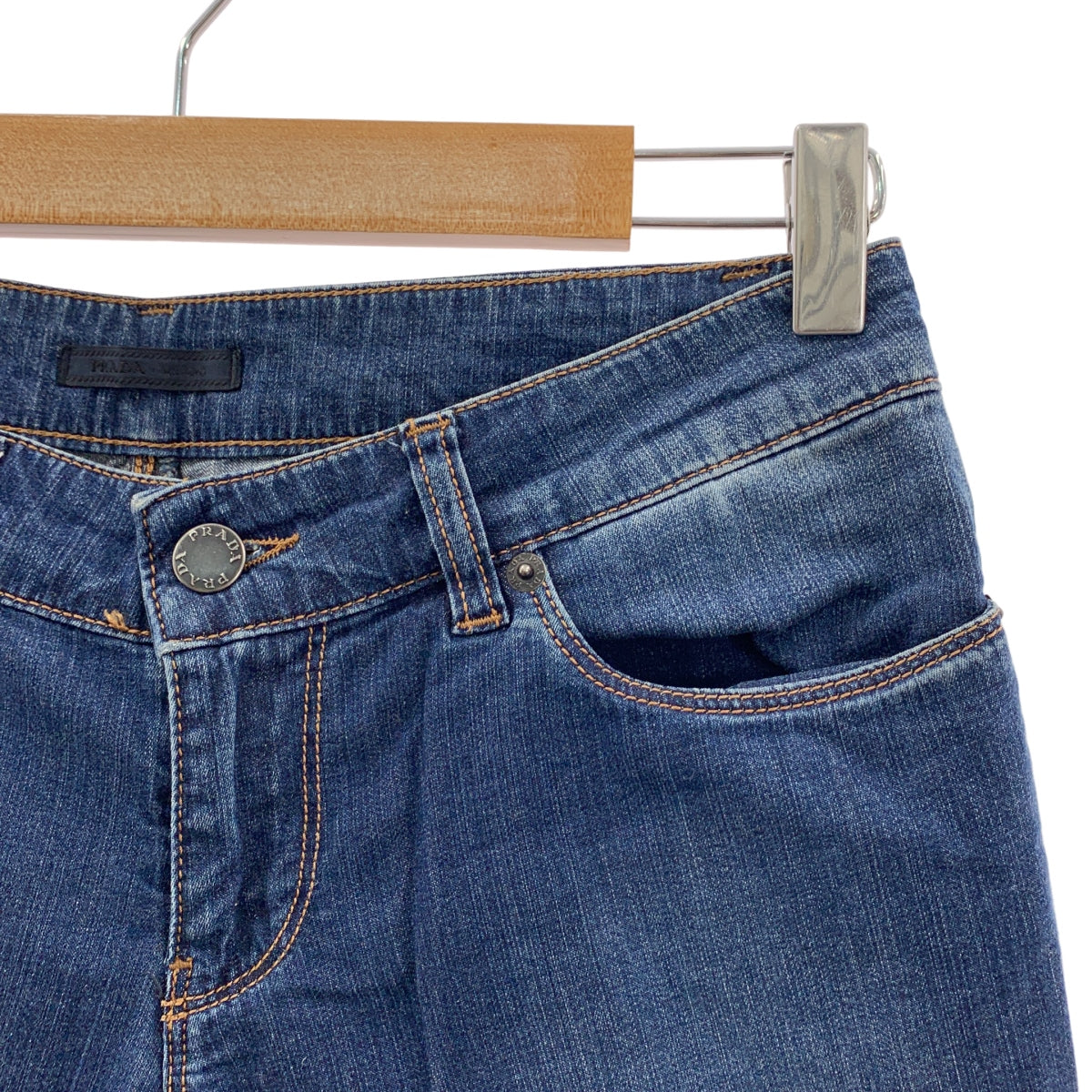 PRADA / 프라다 | 로고 가죽 패치 데님 바지 | 25 | 인디고 | 여성