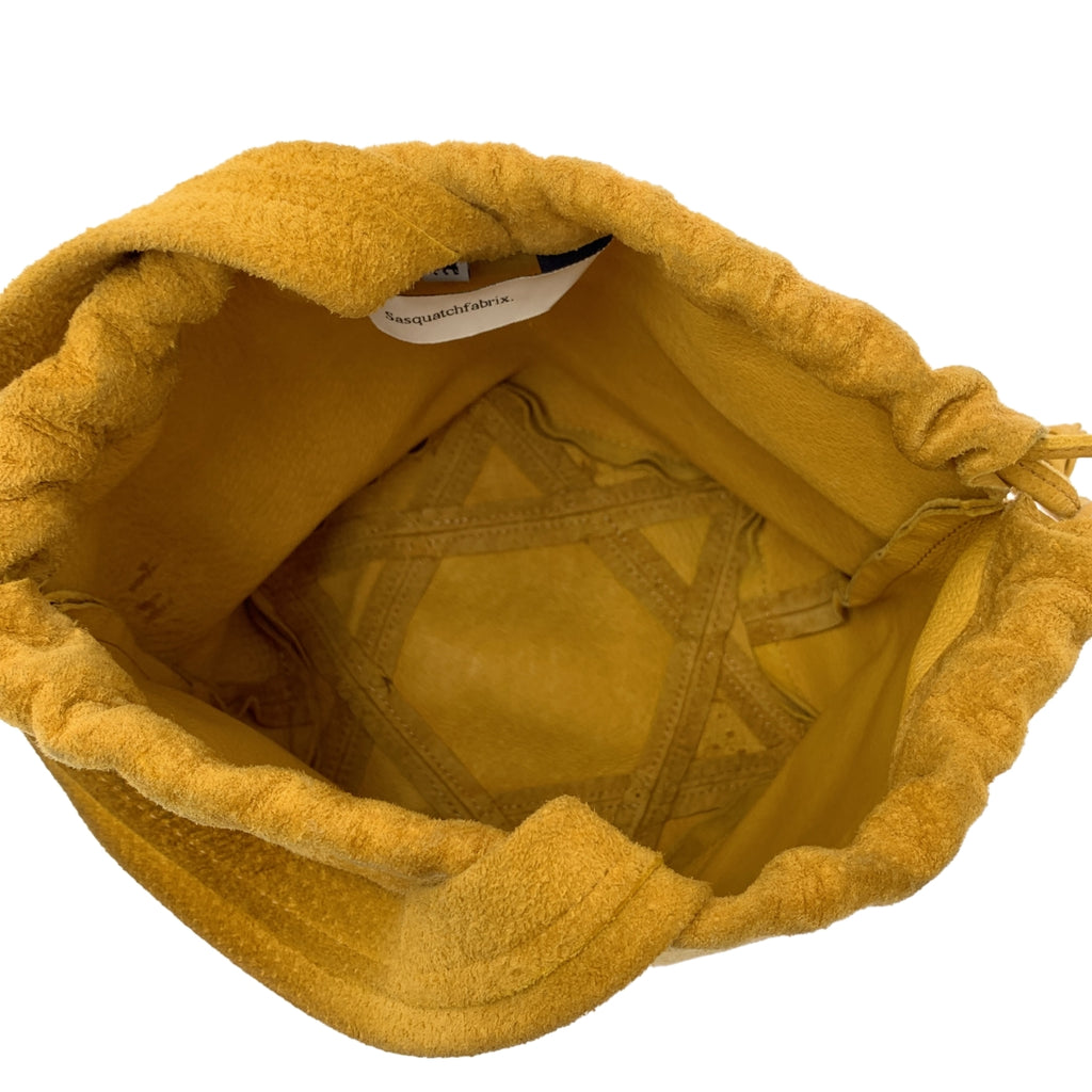 Sasquatchfabrix | 真皮頭盔包，絨面革抽繩包 | 芥末黃 | 男士