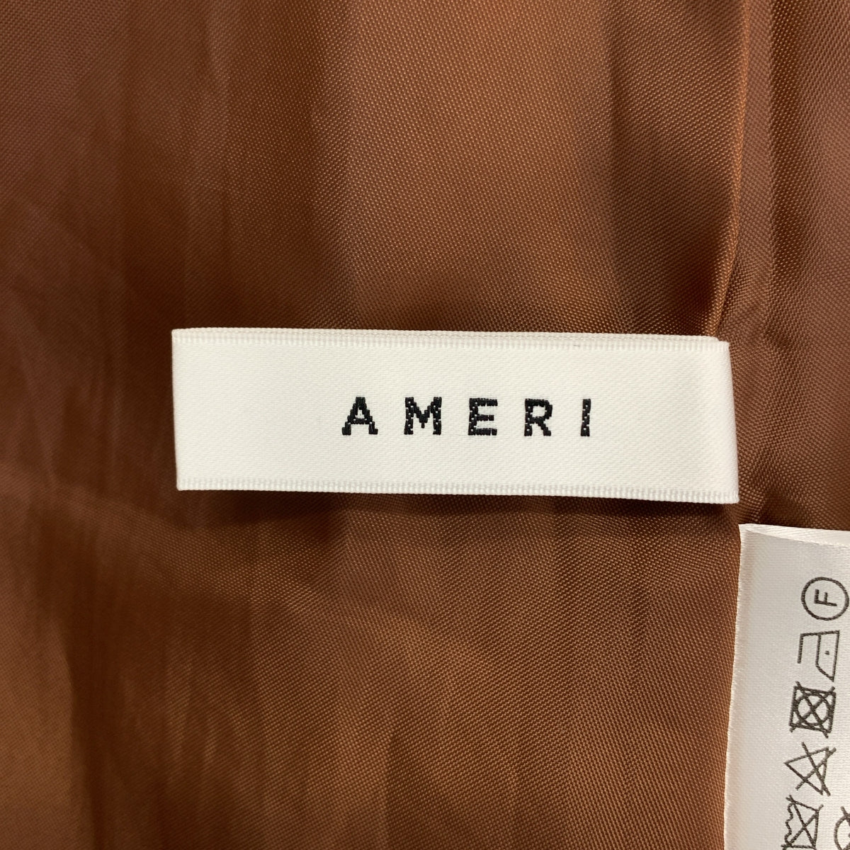 AMERI / アメリ | BELTED TUCK PLEATS DRESS ワンピース | M | ブラウン | レディース