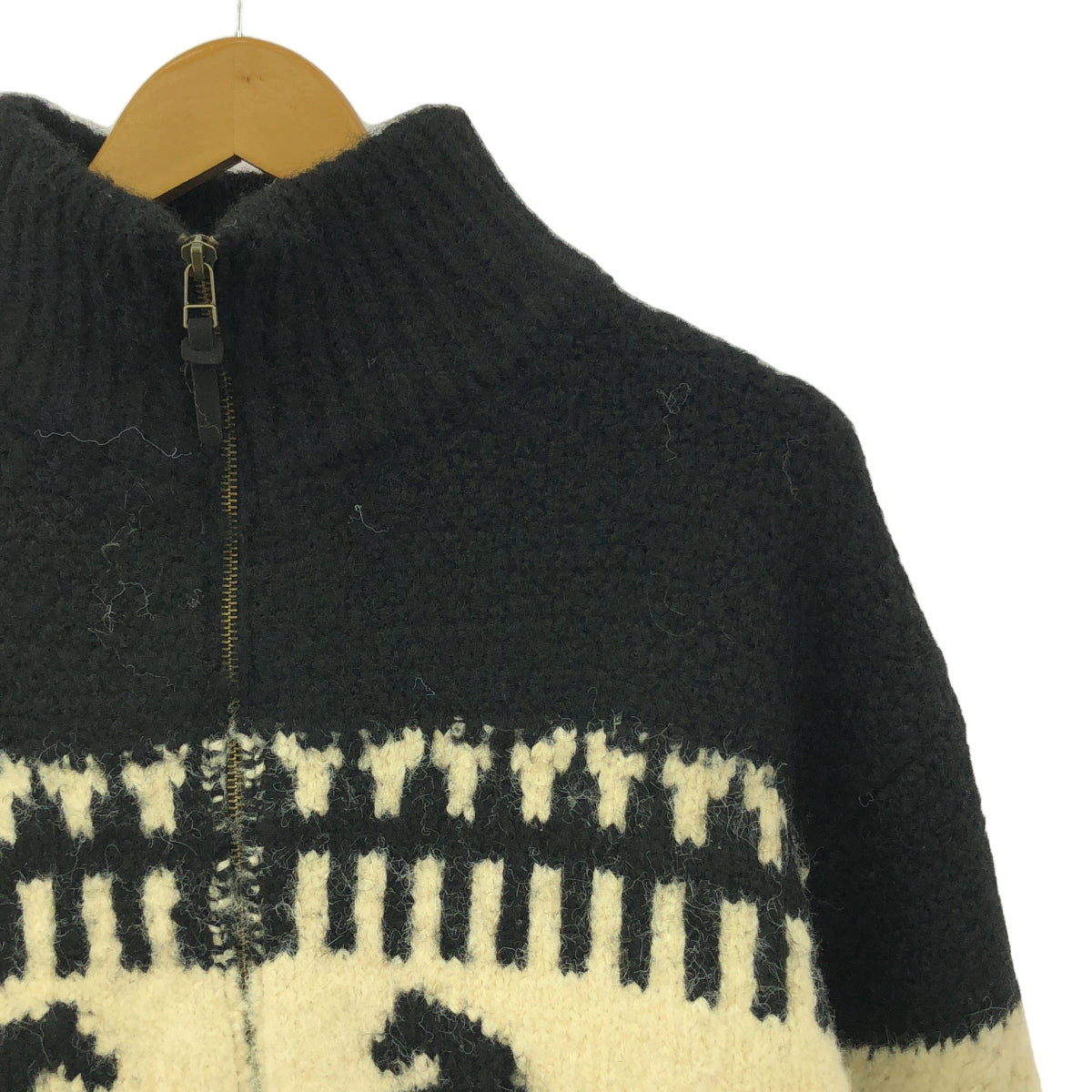 [品相良好] JOHNBULL / 約翰牛 | 2024AW | AP STUDIO Shaggy Horse Cowichan 針織夾克 | F | 黑色/自然色 | 女款