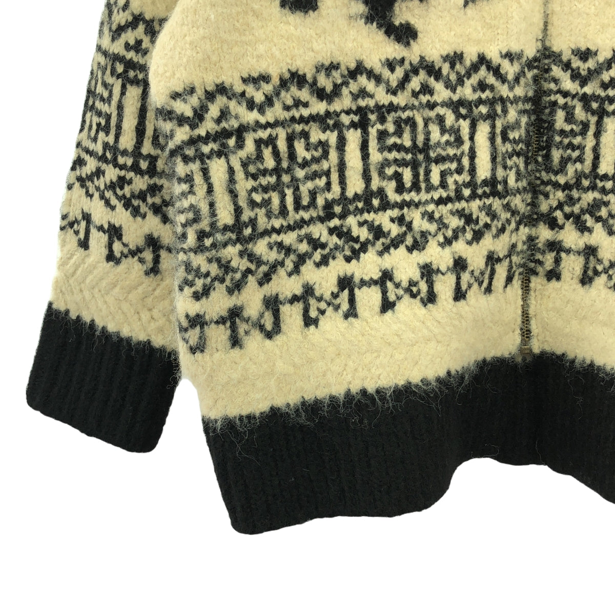[品相良好] JOHNBULL / 約翰牛 | 2024AW | AP STUDIO Shaggy Horse Cowichan 針織夾克 | F | 黑色/自然色 | 女款