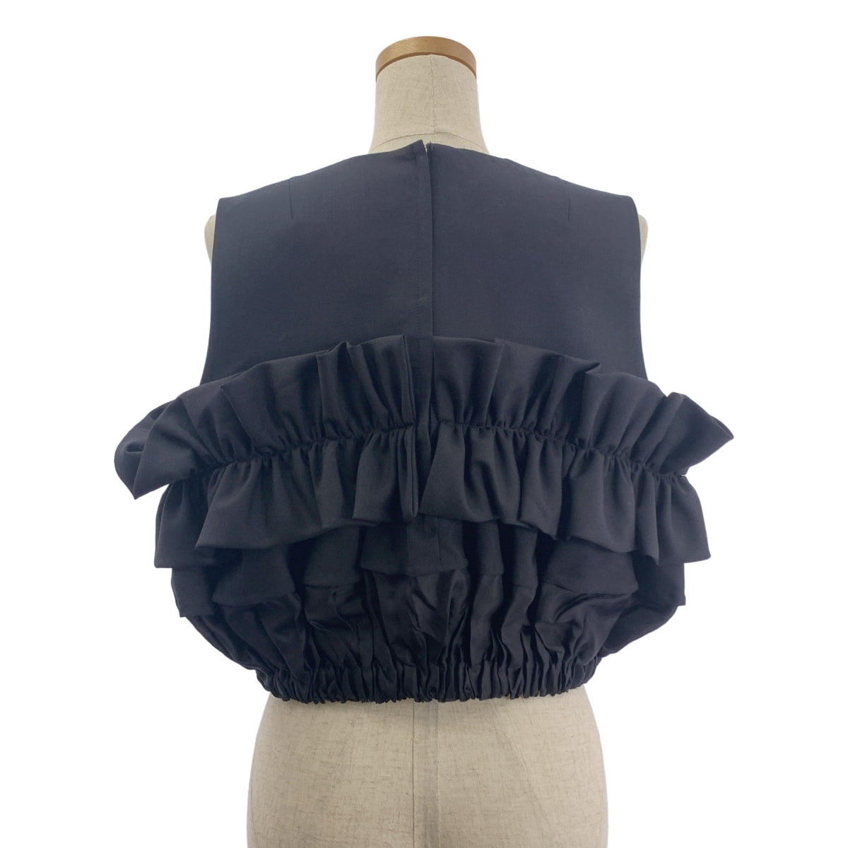 【美品】  noir kei ninomiya / ノワールケイニノミヤ | 2025SS | Cropped Ruffle Top フリル ノースリーブ トップス | S | ブラック | レディース