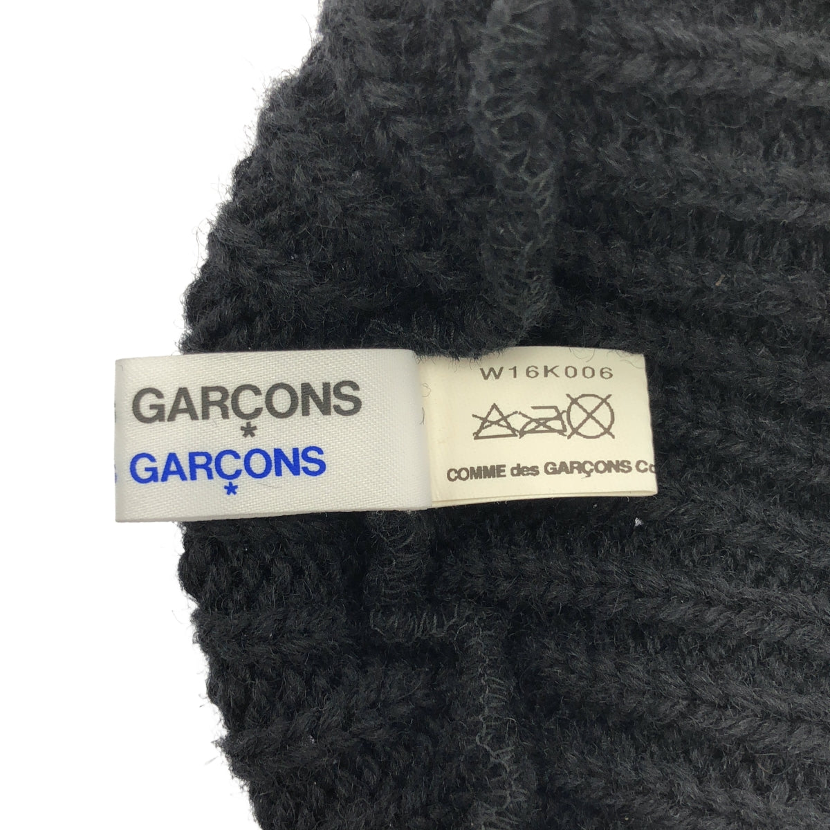 COMME des GARCONS COMME des GARCONS / 콤콤 | 울 비대칭 비니 니트 캡 |