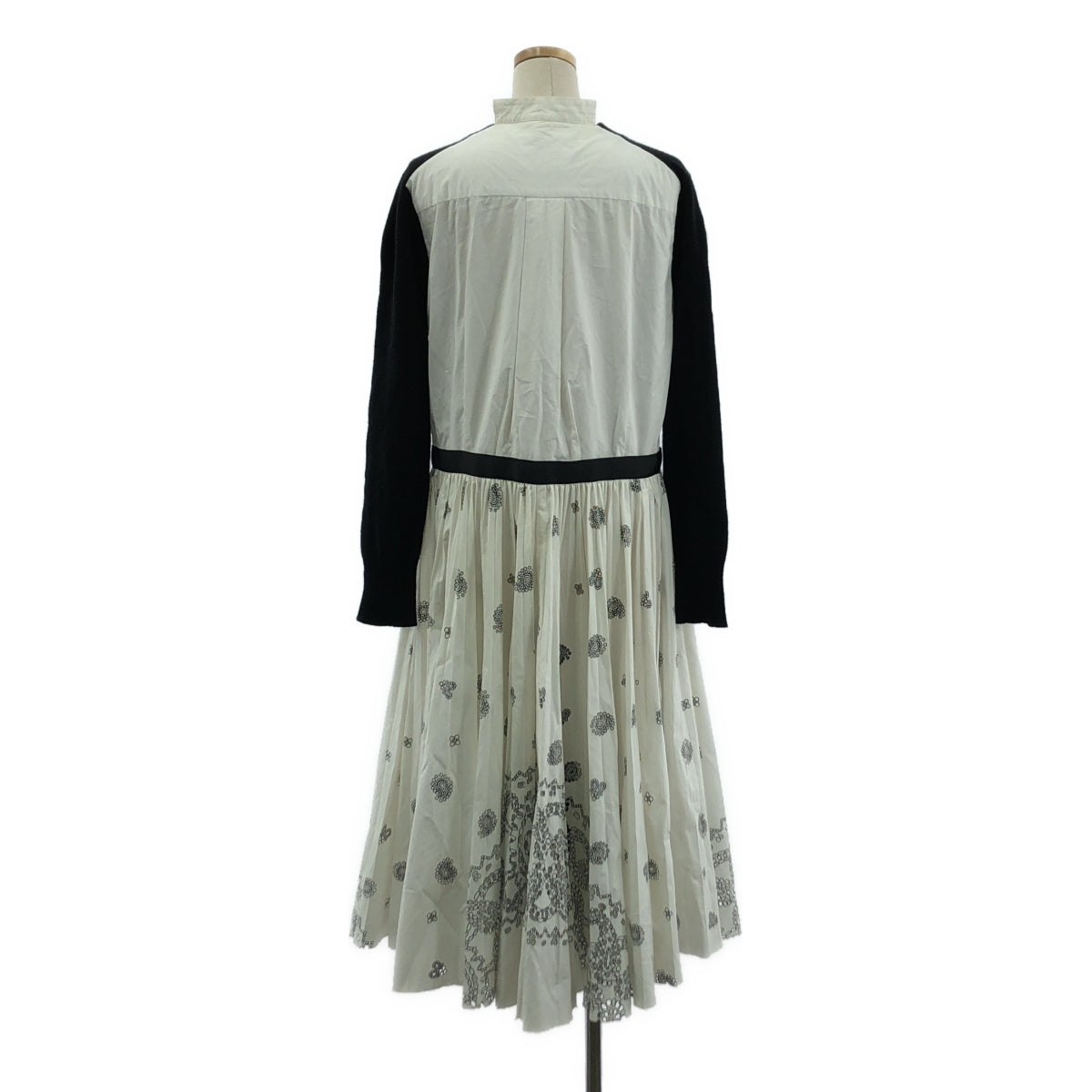sacai | 2021 秋冬 | 針織對接剪裁蕾絲襯衫裙 | 尺寸 1 | 白色/黑色 | 女款