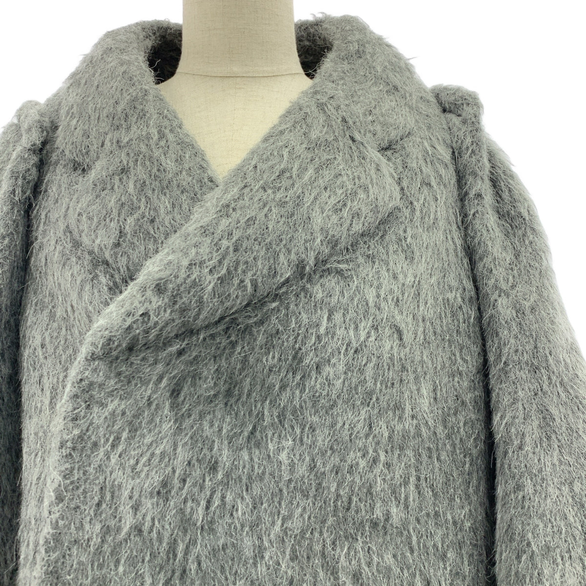 COMME des GARCONS | 2022 秋冬系列 | 羊毛混紡長毛隱形前襟大衣 | S 碼 | 女款