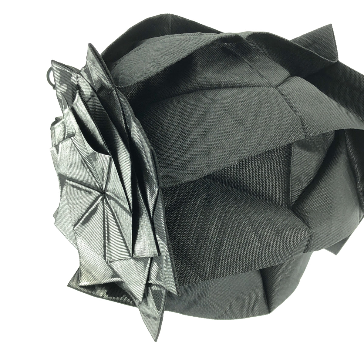 【미품】 132 5. ISSEY MIYAKE / 1325.이세이미야케 | 132 5. STANDARD BAG 호일 프린트 백 | 블랙/실버 |