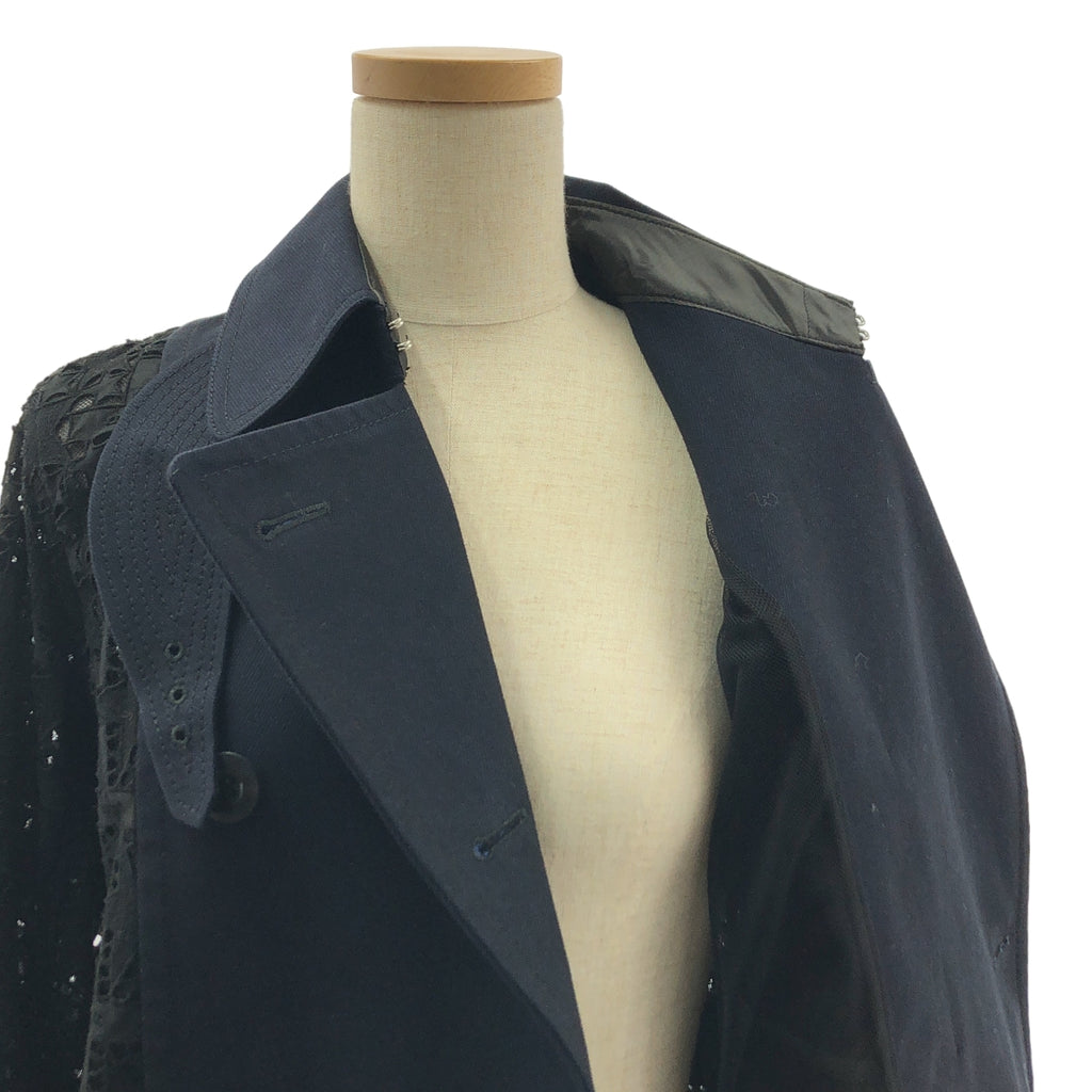 [狀況極佳] sacai | 蕾絲邊飾腰帶雙排扣大衣，全網眼襯裡 | 尺寸 1 | 海軍藍/黑色 | 女款