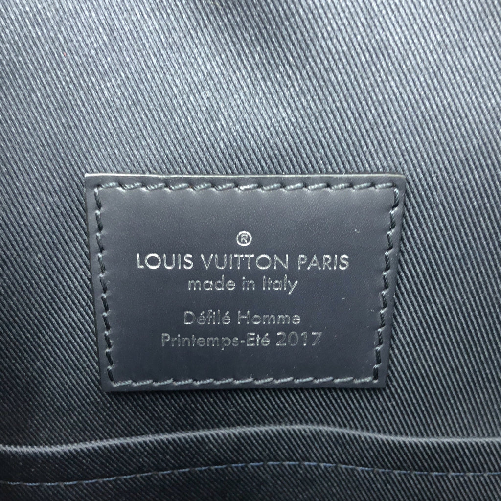 【미품】 Louis Vuitton / 루이비통 | M54246 모노그램 사바나 메신저 BB 숄더백 | 네이비 | 남성