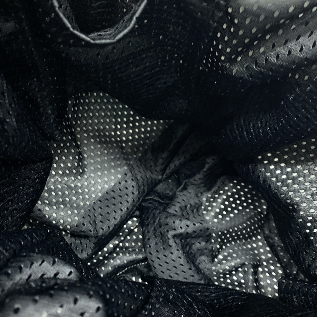 嬰兒回歸 |刮擦包單肩包 金屬褶皺刮擦包單肩包 |銀 |女性的