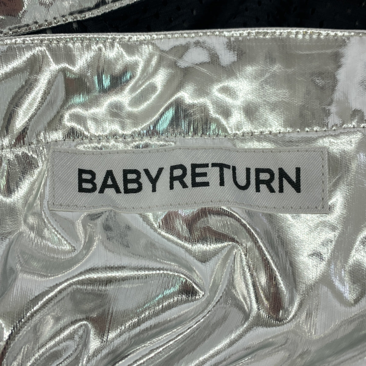 嬰兒回歸 |刮擦包單肩包 金屬褶皺刮擦包單肩包 |銀 |女性的