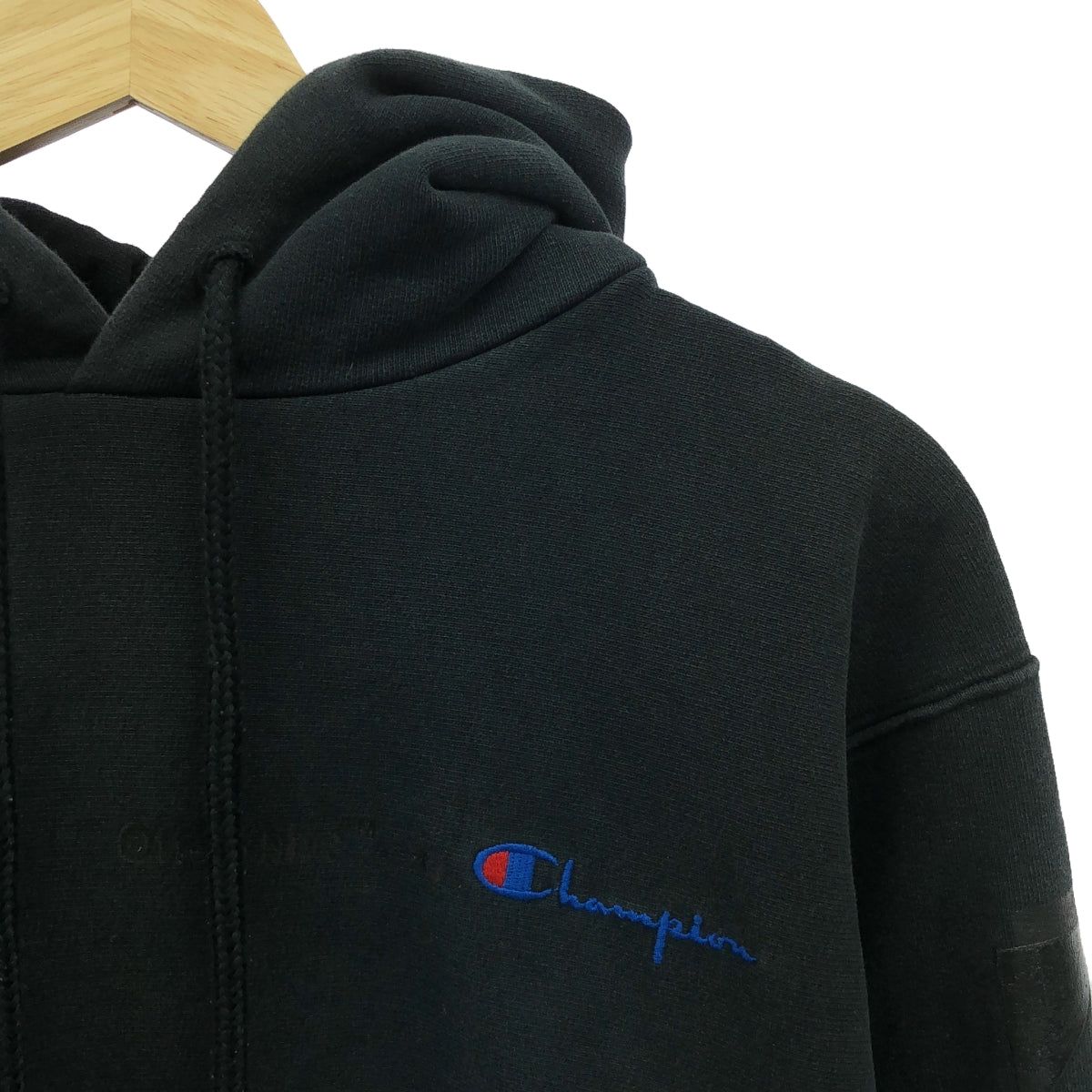 Off-White / オフホワイト | × Champion / チャンピオン ダメージ加工 ロゴ スウェット フーディ | S | チャコールブラック | メンズ