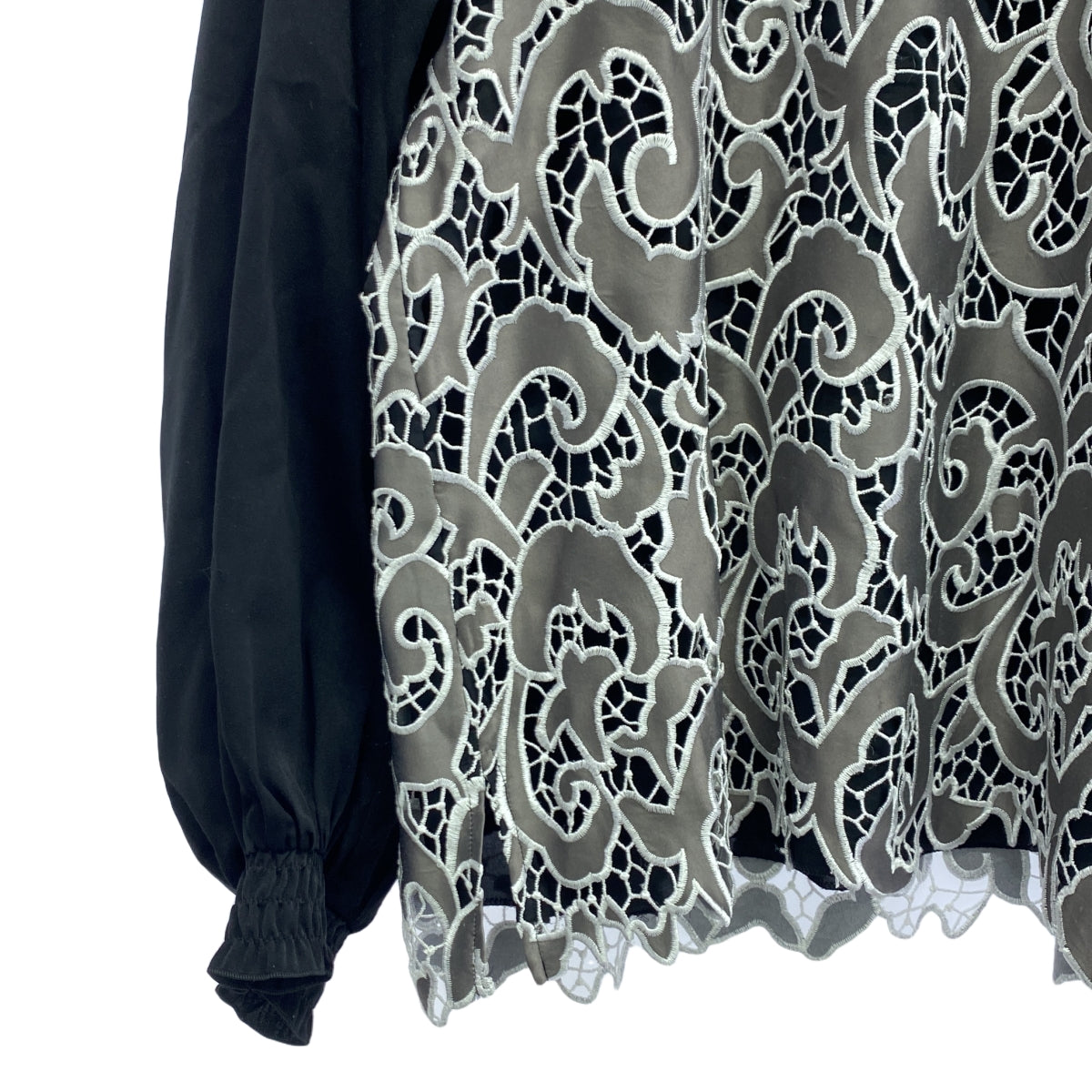 VIVIENNE TAM |蕾絲刺繡捲袖襯衫 |尺寸 40 |黑色/白色/灰色 |女性的