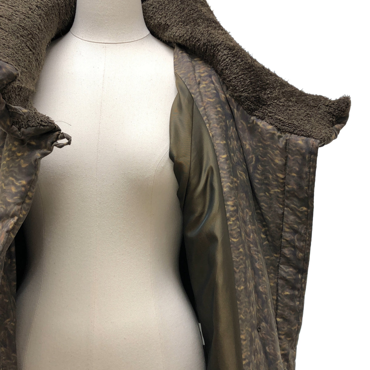 ISSEY MIYAKE / イッセイミヤケ | 2011AW | ナイロン 総柄プリント 中綿 コート | 3 | レディース