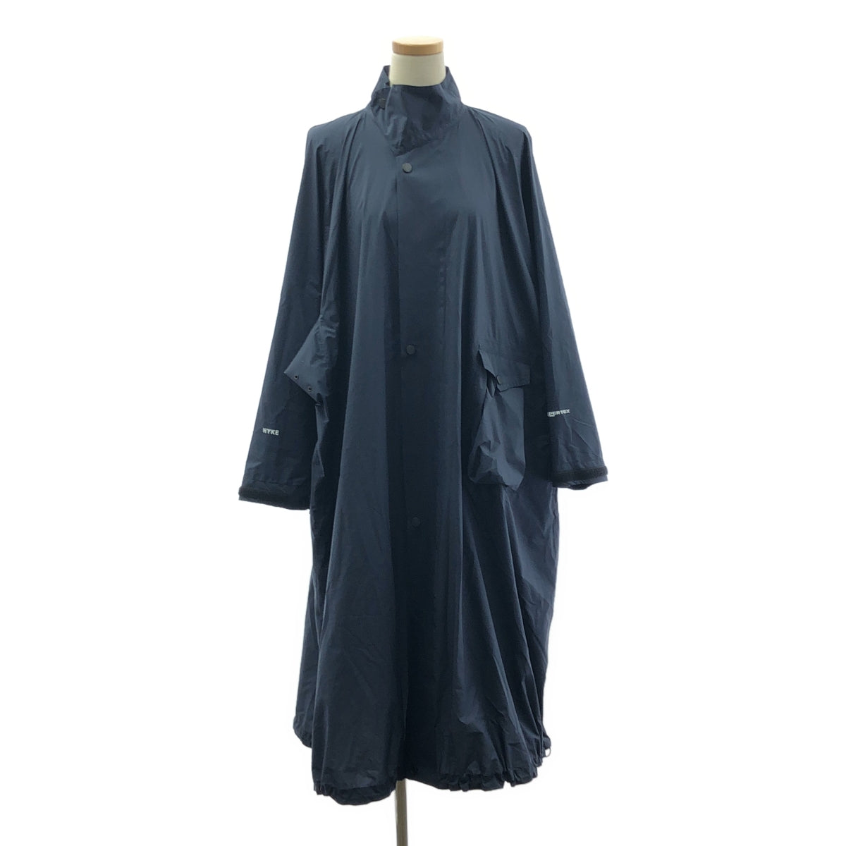HYKE | 2023 春夏系列 | Pertex 軍用尼龍大衣 | 小尺寸 | 海軍藍 | 女款