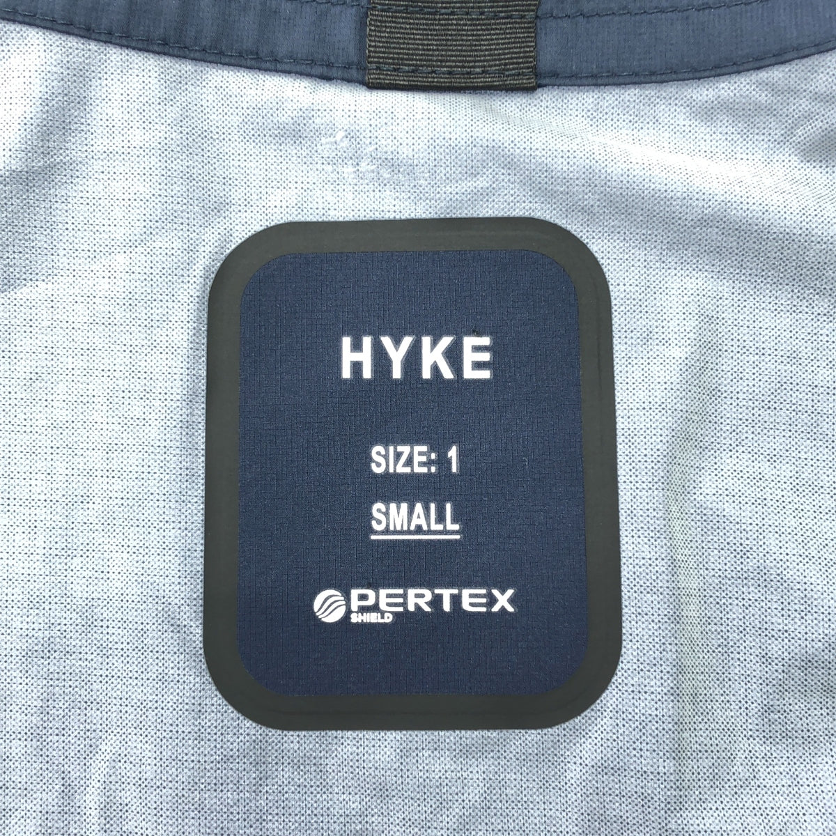 HYKE | 2023 春夏系列 | Pertex 軍用尼龍大衣 | 小尺寸 | 海軍藍 | 女款