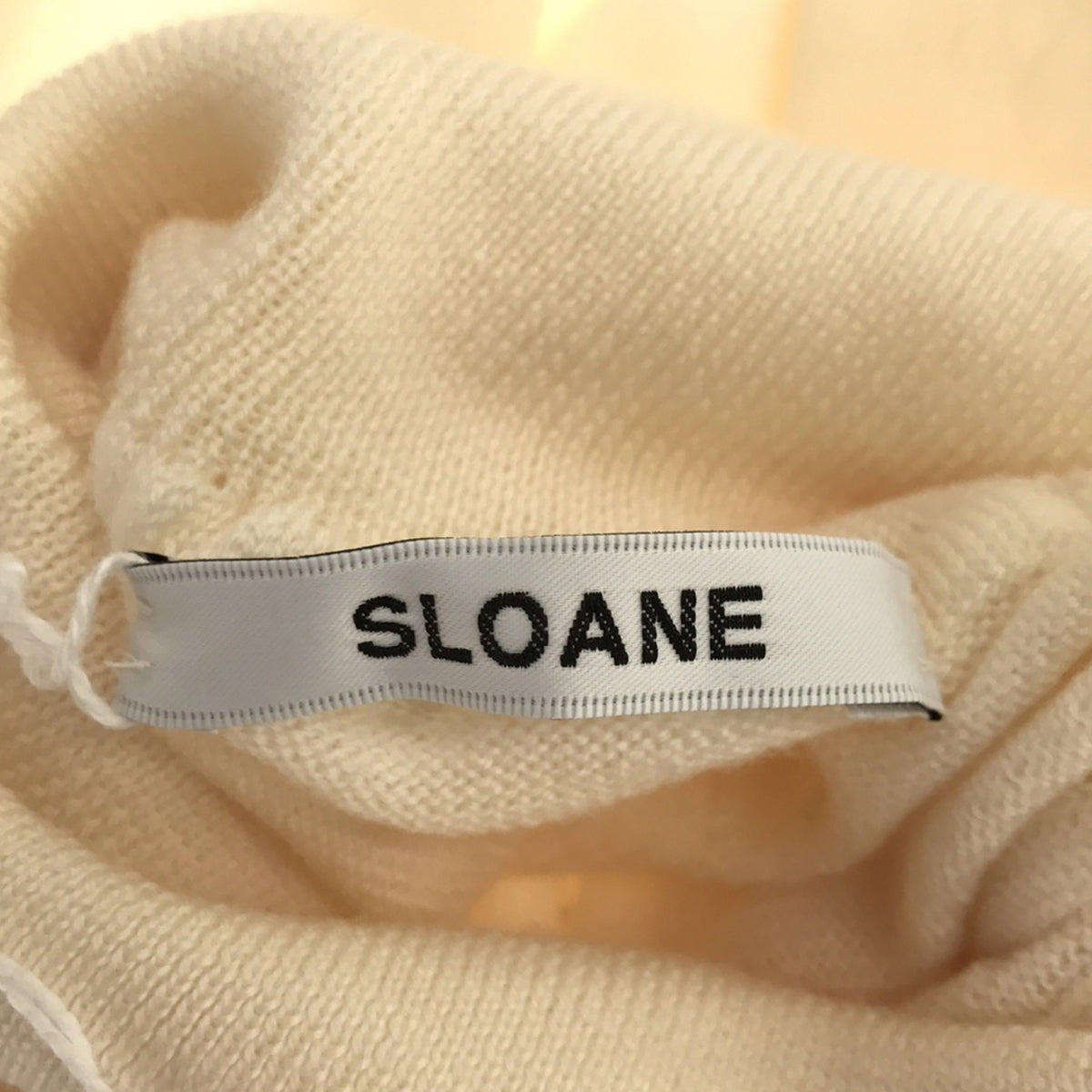 公式売上SLOANE スローン　タートルネック　ベージュ　サイズ1 トップス