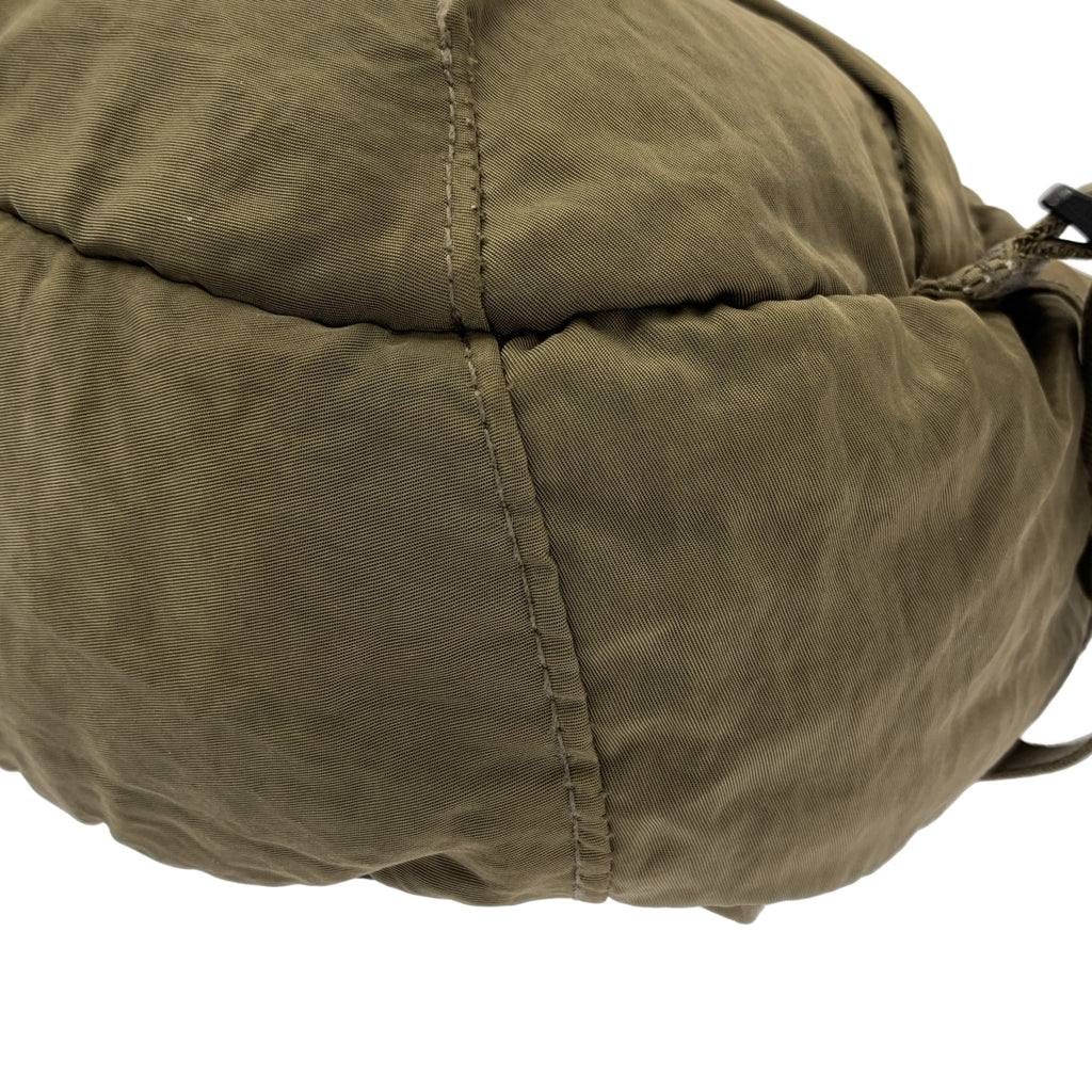 CP COMPANY / 씨피 컴퍼니 | 멀티 필라멘트 나일론 바디 숄더백 |