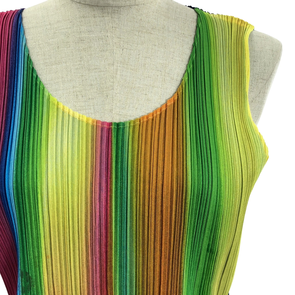 PLEATS PLEASE ISSEY MIYAKE | 彩虹無袖套頭衫 | 3碼 | 多色 | 女款
