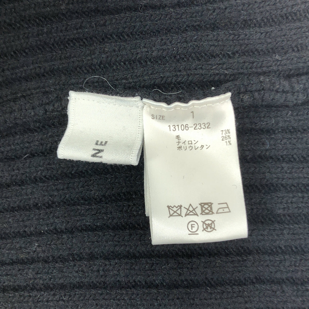 CLANE | 雙面中心開衩羅紋針織上衣 | 羅紋開衩針織毛衣 | 尺寸 1 | 黑色 | 女款