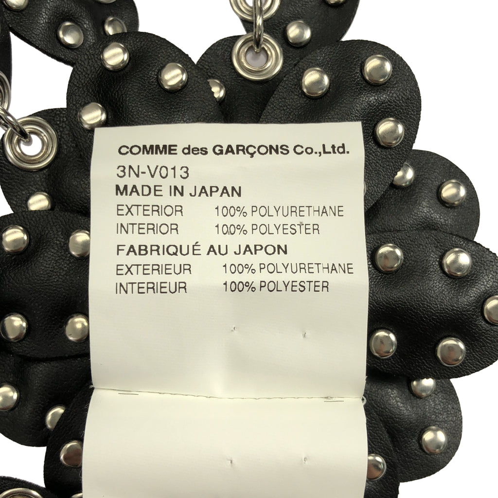 noir kei ninomiya / 느와르 케이니노미야 | 2024AW | 가짜 가죽 스터드 플라워 하네스 |