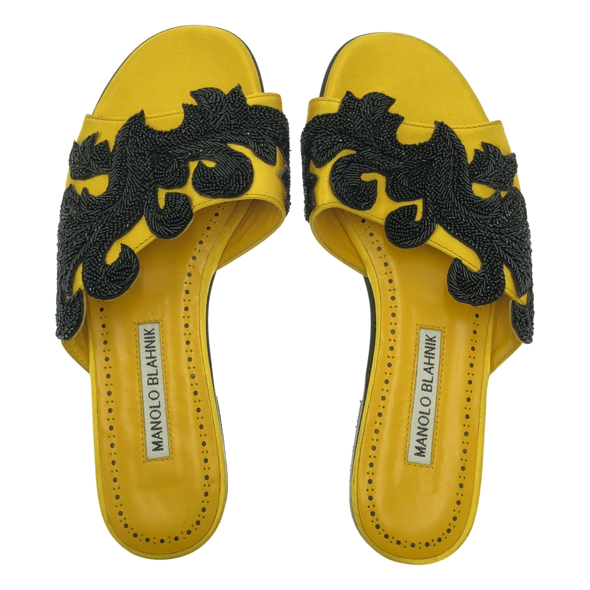 MANOLO BLAHNIK / Manolo Branik | 민족 비주얼 플랫 샌들 | 35 1/2 |