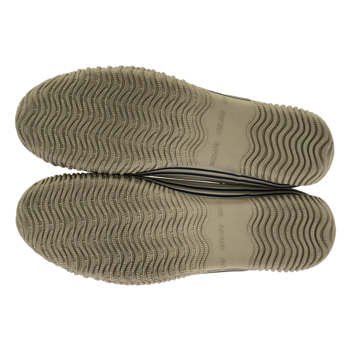 【成色極佳】SPINGLE MOVE | 皮革側邊鬆緊帶運動鞋 | 43碼 | 白色 | 男款