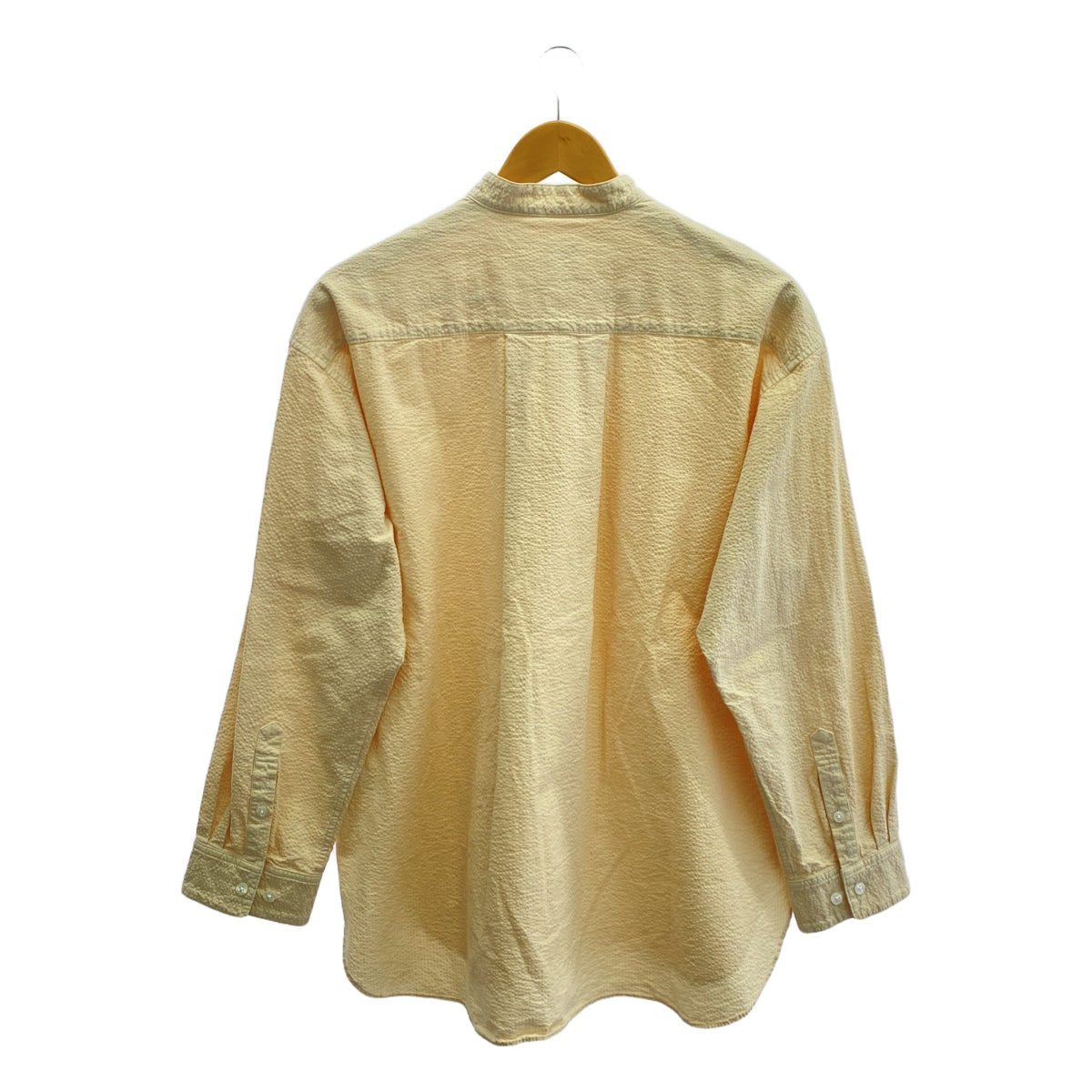 聯合箭隊 |升級版無領襯衫 |免費 |自然 |女性的