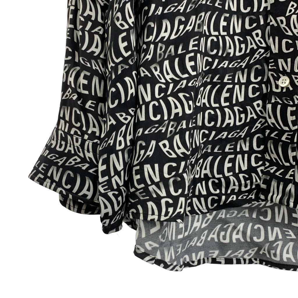 BALENCIAGA / バレンシアガ | ツイストレターロゴ 総柄 オーバーサイズ シャツ | 36 | レディース