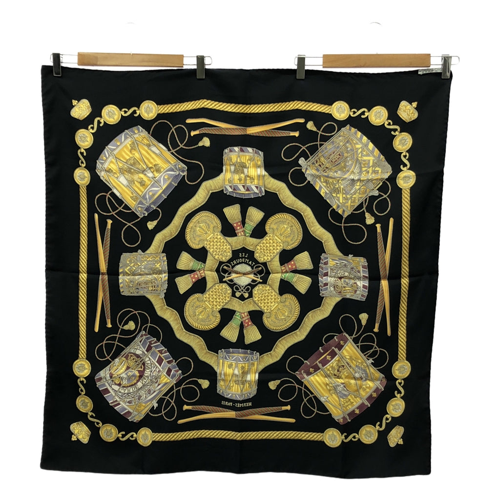 【美品】  HERMES / エルメス | LES TAMBOURS タンブールの太鼓 カレ90 シルク スカーフ | ブラック/ゴールド
