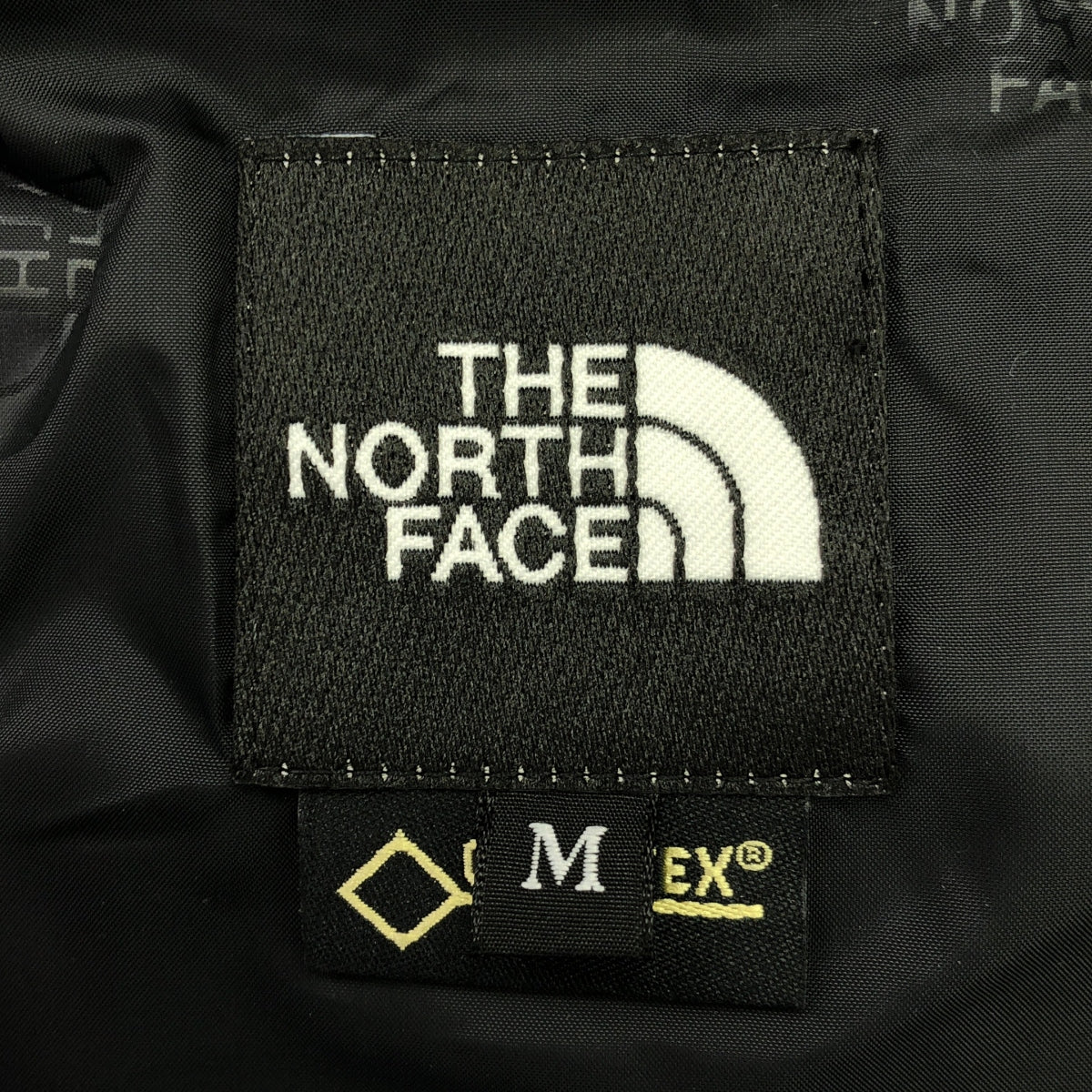 [狀況良好] THE NORTH FACE / 北面 | GORE-TEX RAGE GTX SHELL 套頭衫 / NP11962 Rage Gore-Tex Shell 套頭衫山地派克大衣 | M |白/黑 |男士