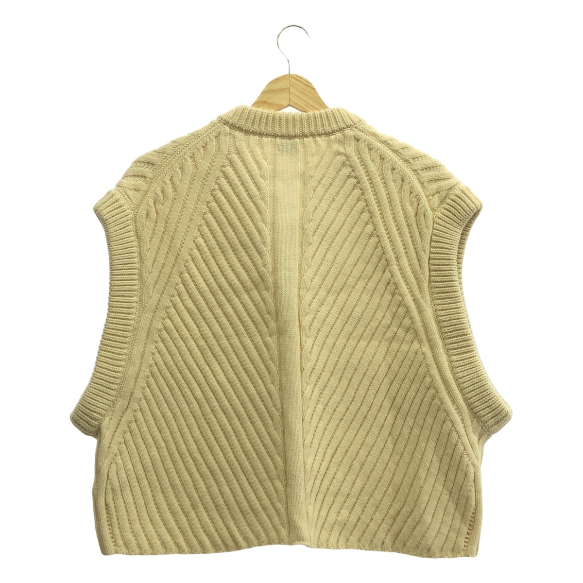 【美品】  ONICA / オニカ | Merino Vest / メリノウール 陶釦付きニット ベスト | F | アイボリー | レディース