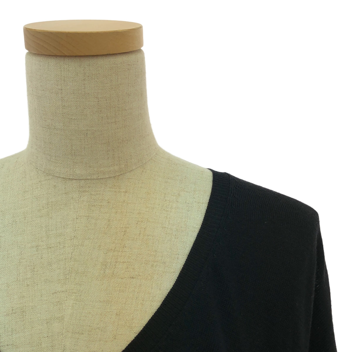 PRADA | 羊毛V領針織洋裝 | 50碼 | 黑色 | 女款