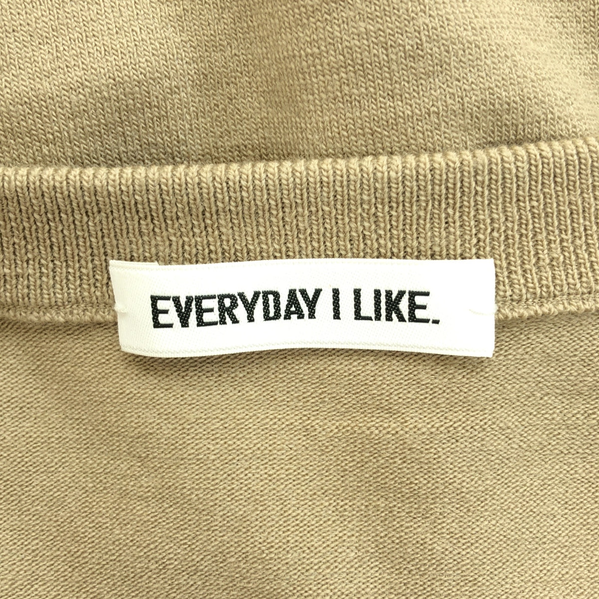 [品相良好] MUSE de Deuxieme Classe | 2023秋冬 |套裝 / 彈性羊毛圓領開襟衫套頭針織衫 | F |米色 |女性的